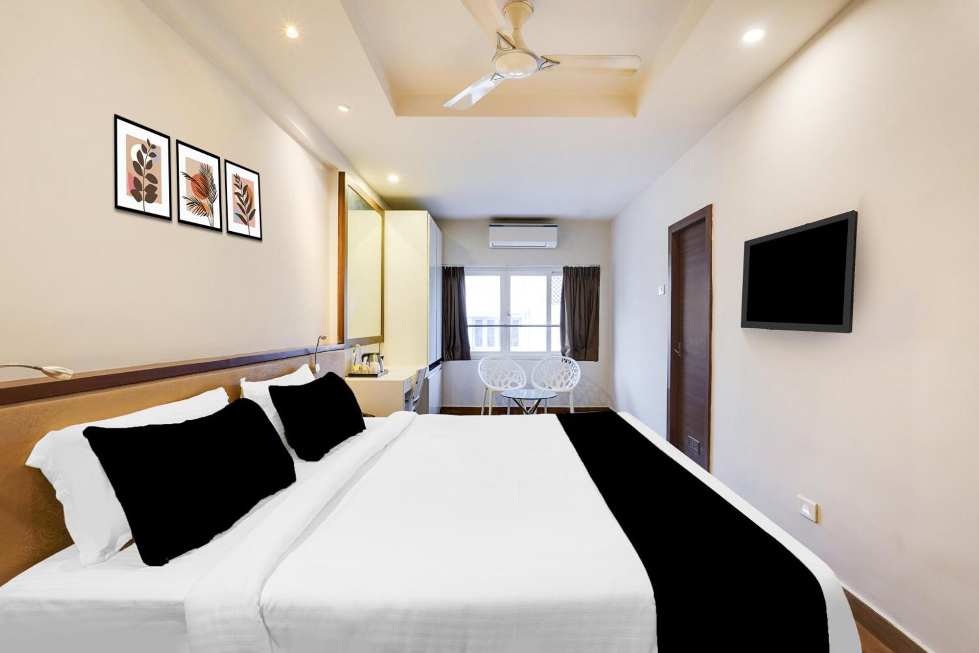 Super Townhouse Oak Kodambakkam Formerly Cine City Chennai Extérieur photo