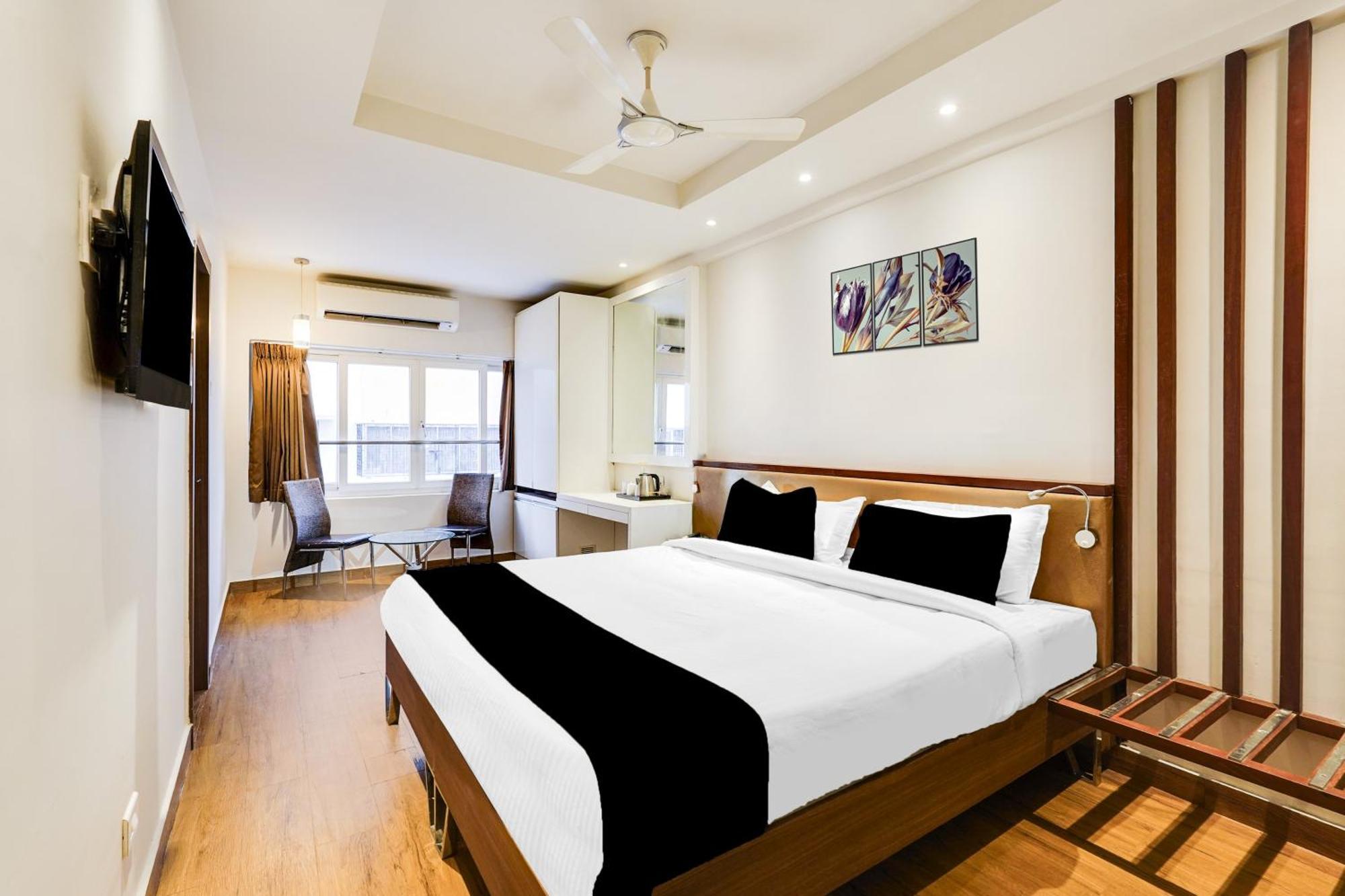 Super Townhouse Oak Kodambakkam Formerly Cine City Chennai Extérieur photo